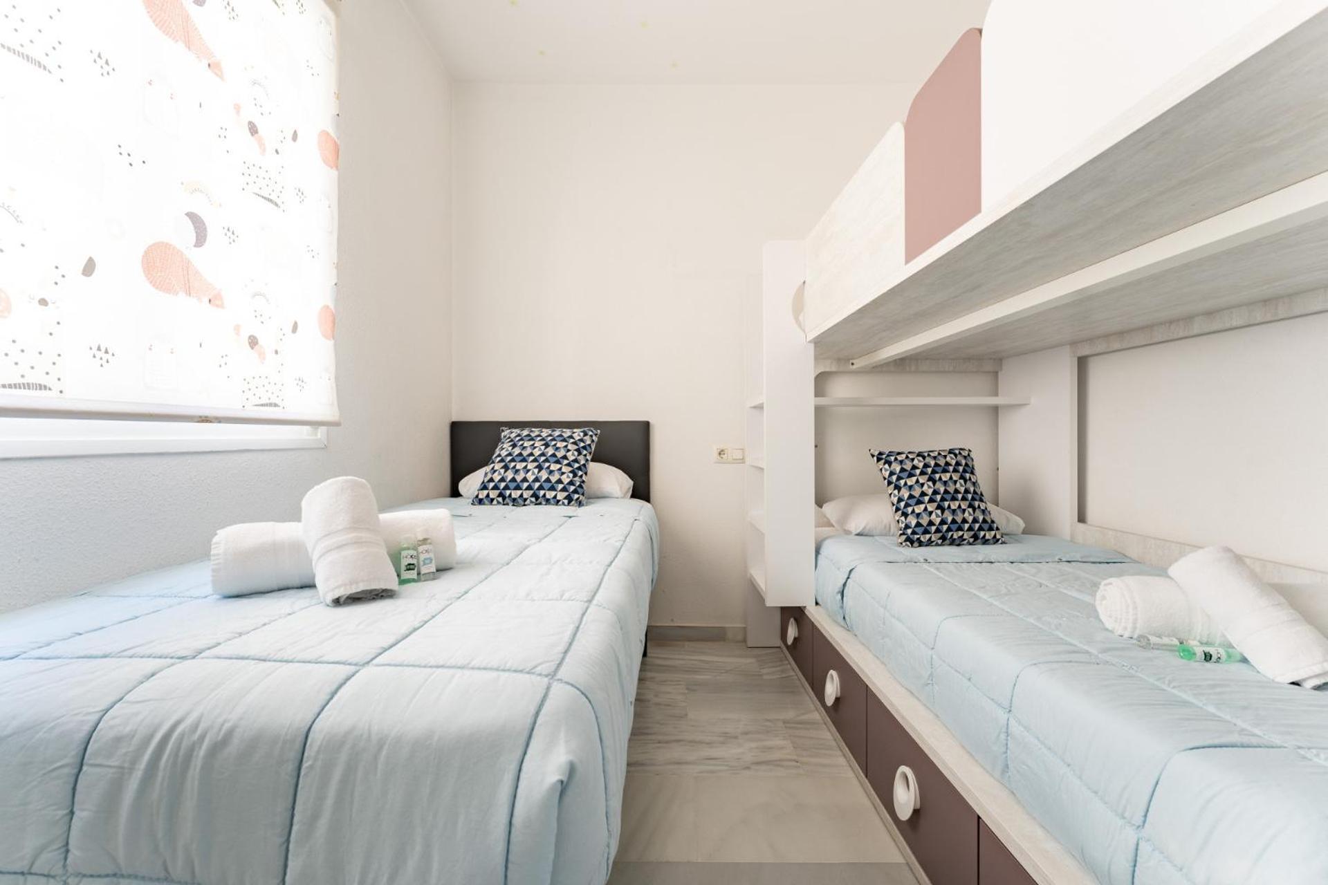 Malagasuite Coastal Paradise Fuengirola Kültér fotó