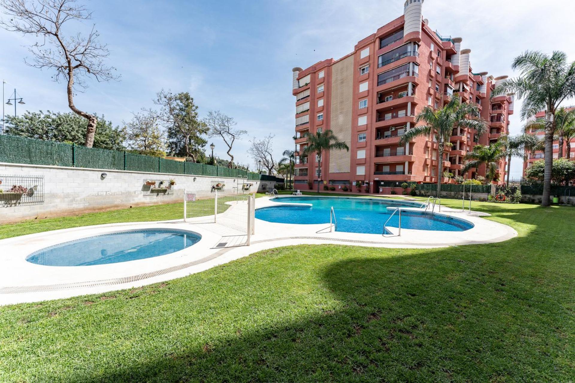 Malagasuite Coastal Paradise Fuengirola Kültér fotó